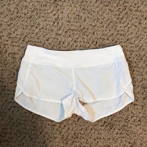 Lululemon Speed Up Short 2.5” size 8